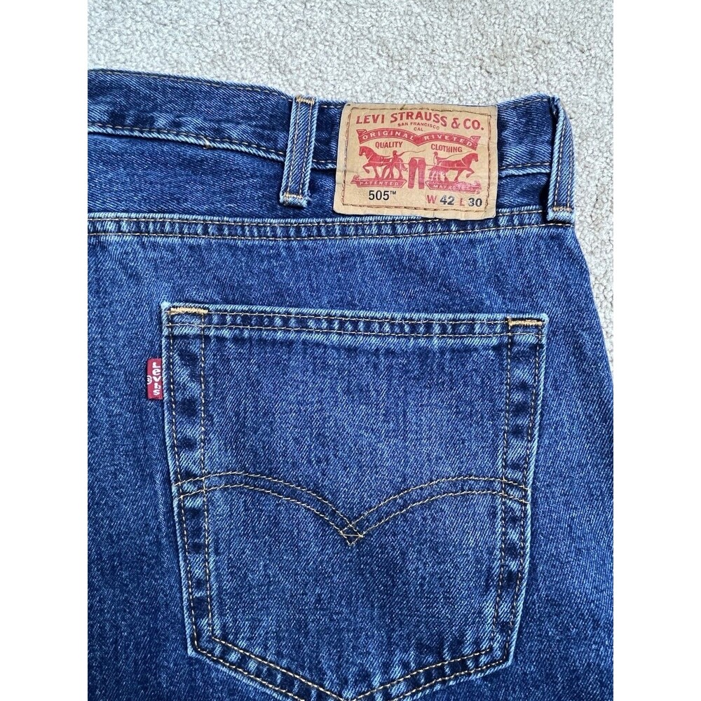 Levi's 505 Regular Fit Straight Leg Denim Blue Jeans Mens Size 42 x 29.5 EUC - Picture 7 of 11